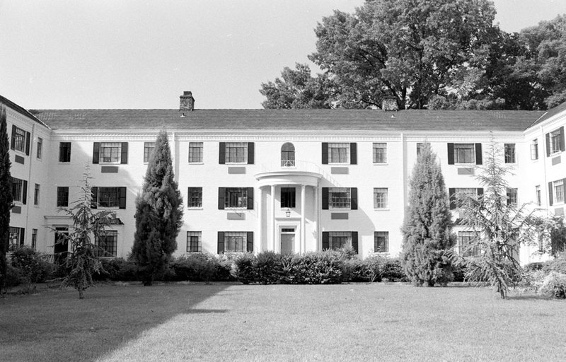 Grosvenor Gardens Apartments, 1993