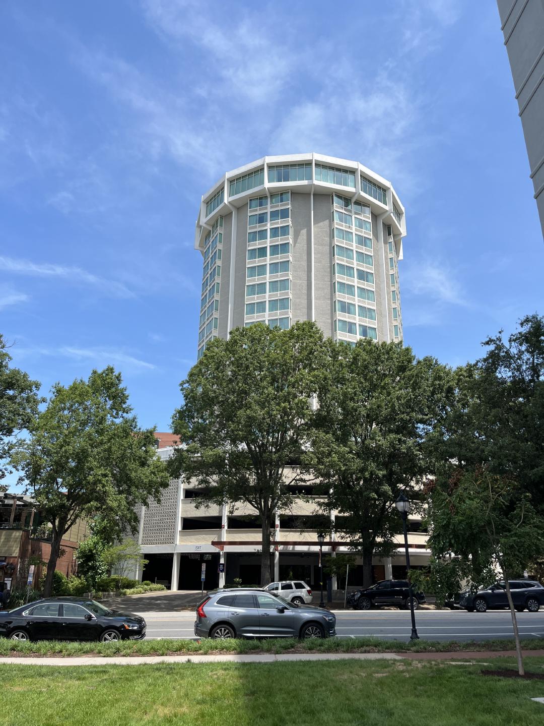 State Capitol Holiday Inn